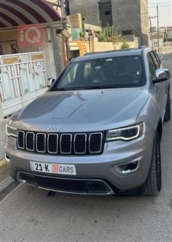 جیپ گراند شیرۆکی